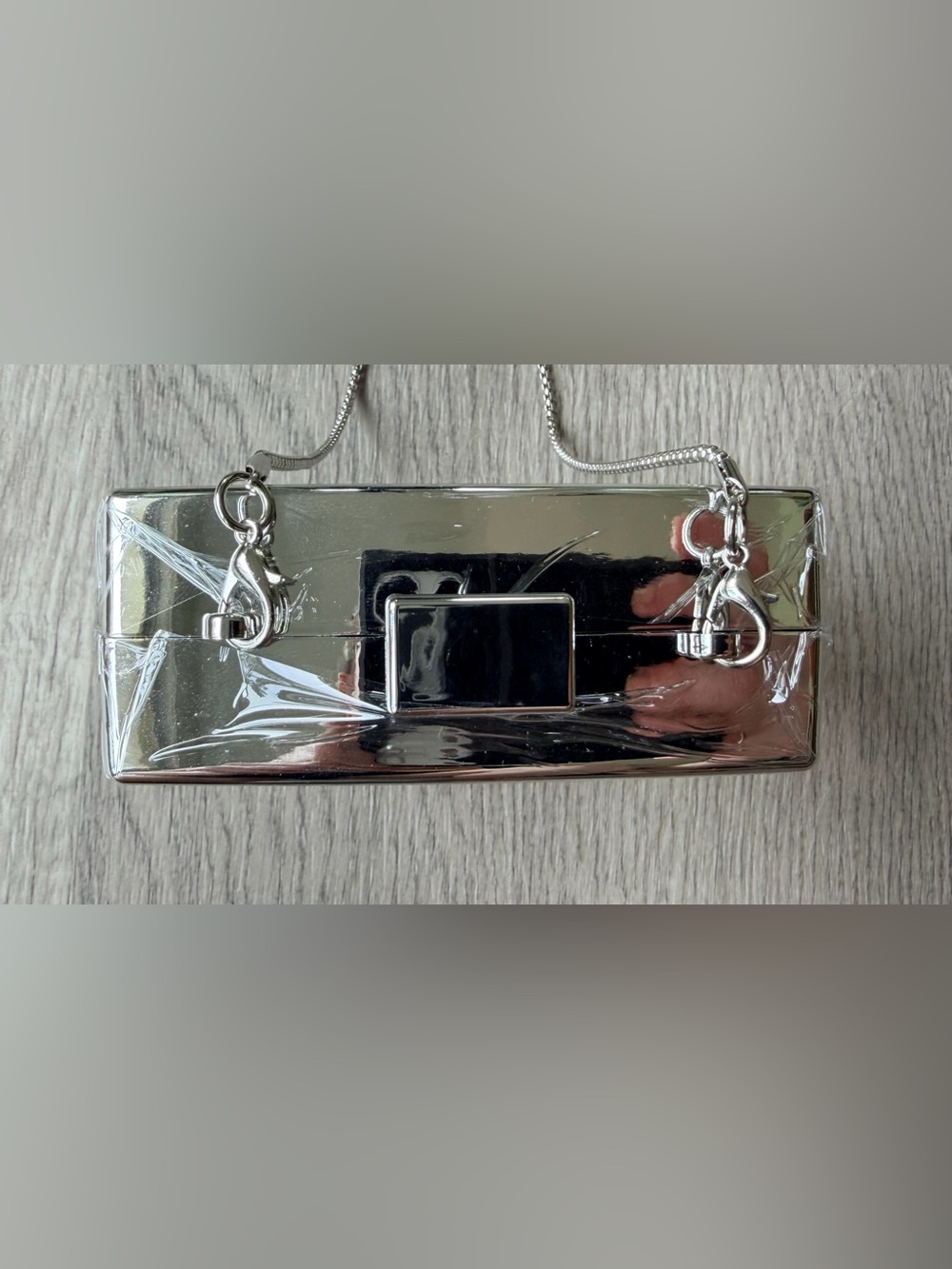 SEALED Source Unknown Silver Chanel Inset Crystal Perfume Bottle Clutch on Chain - Picture 6 of 15